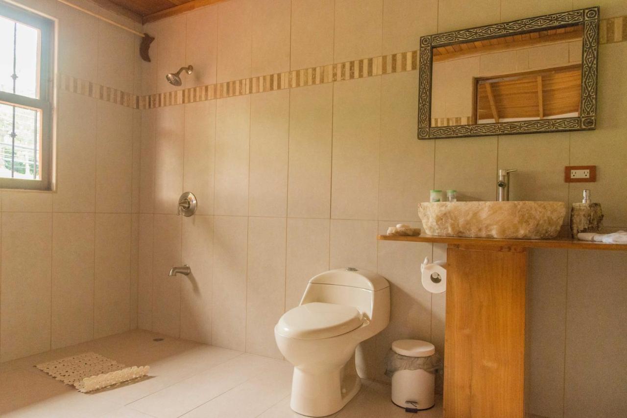 Luna Inn B&B Ciudad Cariari Bagian luar foto