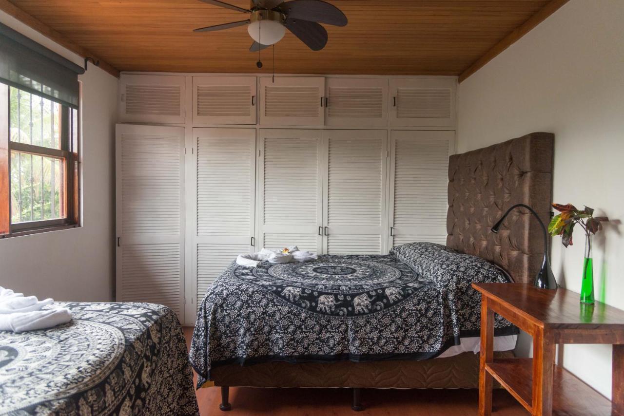 Luna Inn B&B Ciudad Cariari Bagian luar foto