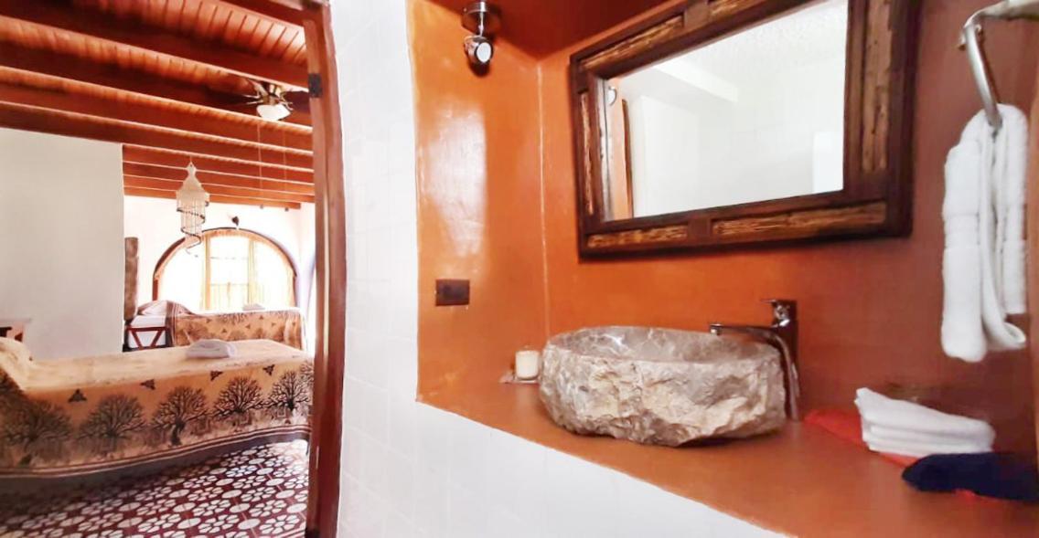 Luna Inn B&B Ciudad Cariari Bagian luar foto