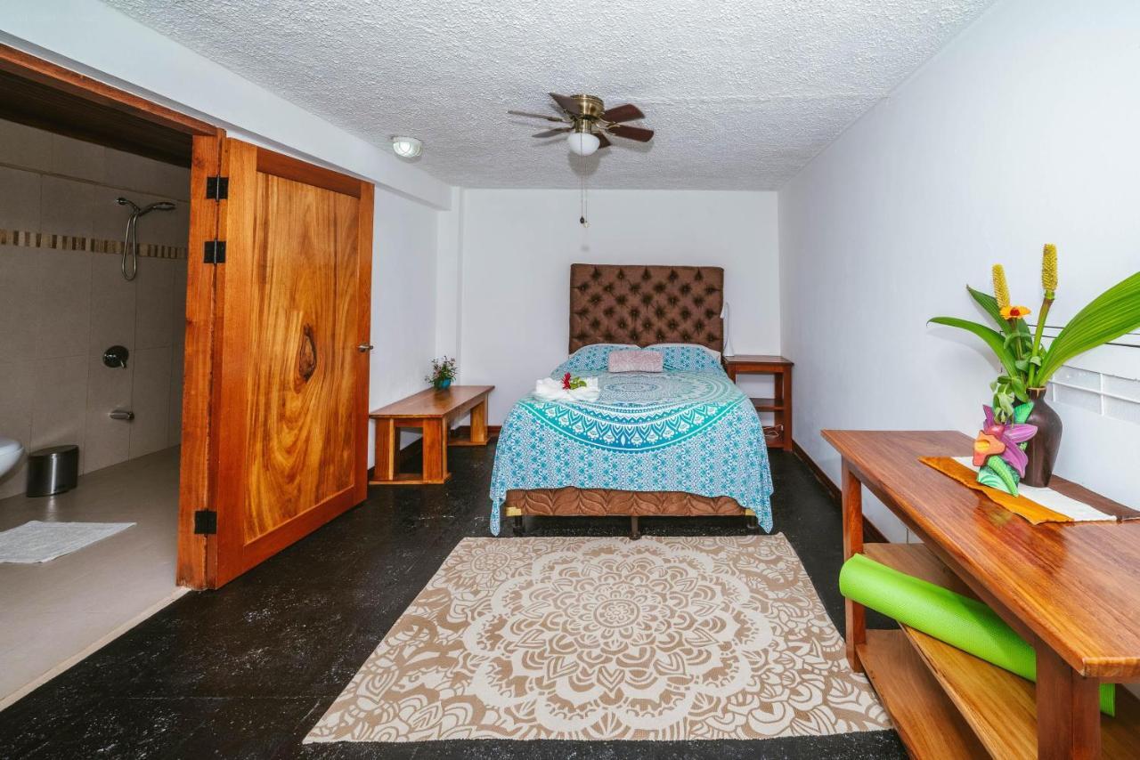 Luna Inn B&B Ciudad Cariari Bagian luar foto