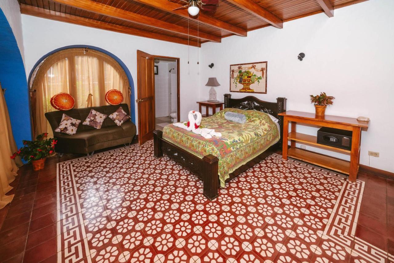 Luna Inn B&B Ciudad Cariari Bagian luar foto